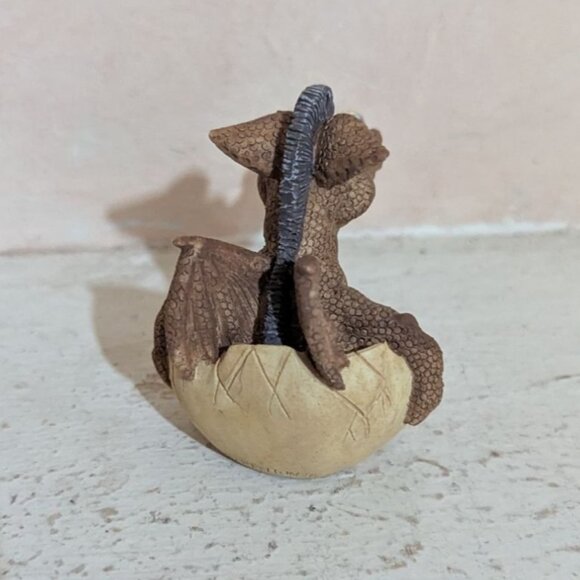 Baby Dragon Figurine 1994 Handmade Made In England Crystal Nose Brown   2.5" - Picture 5 of 7